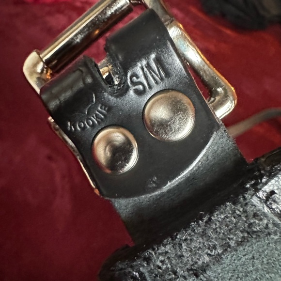 Small/Medium Leather Choker O Ring W/ Leather Leash - Picture 3 of 3